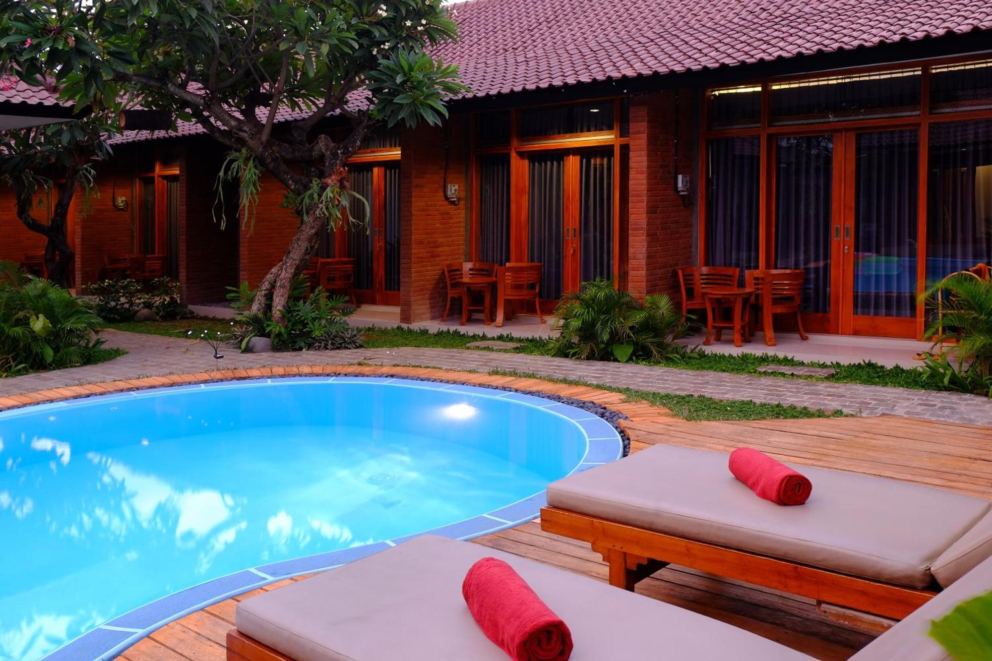 O.B Oemah Bone Homestay Sanur Esterno foto