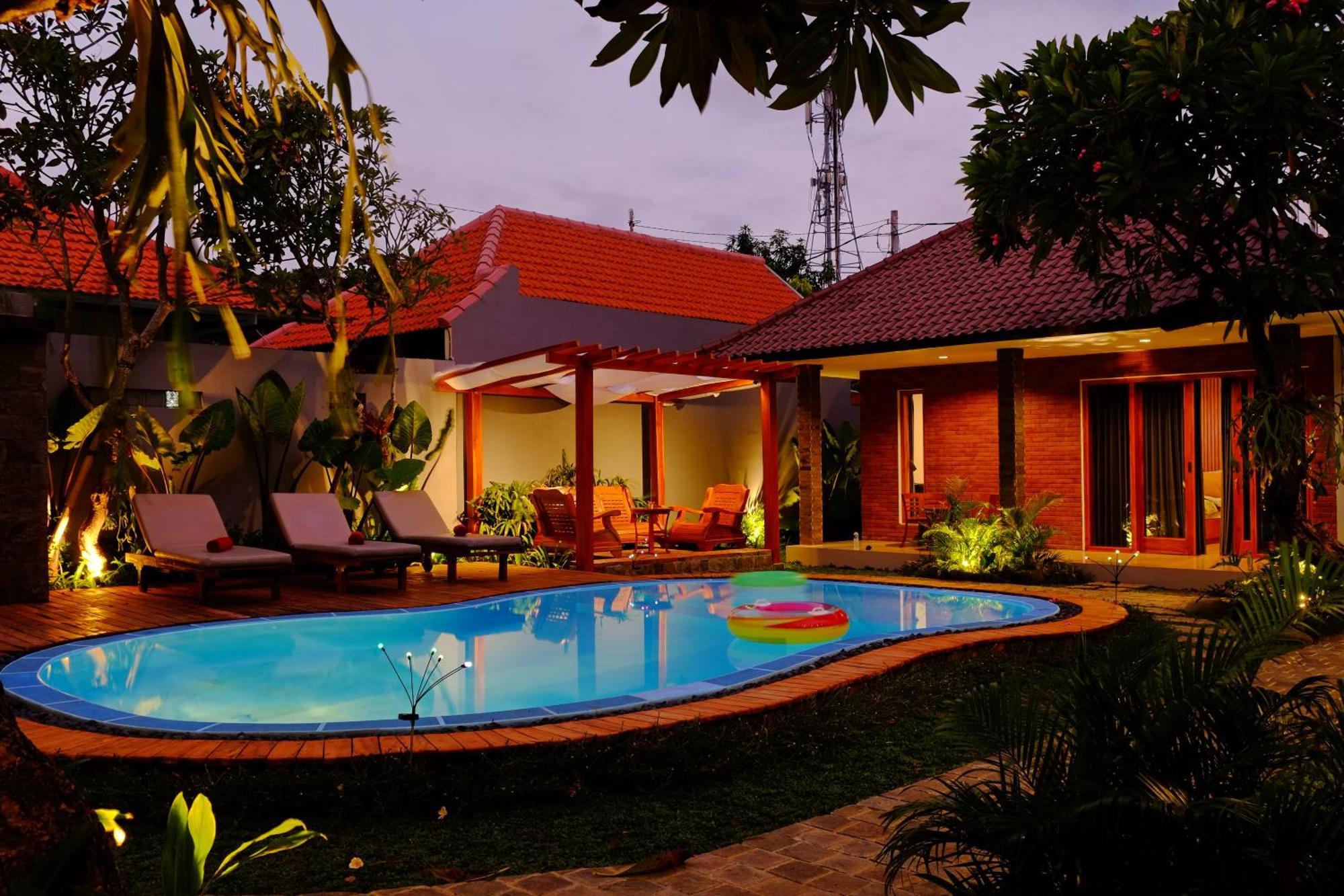 O.B Oemah Bone Homestay Sanur Esterno foto